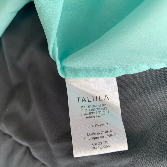 Floaty teal Talula brand tank top with front pleats - Picture 3 of 3